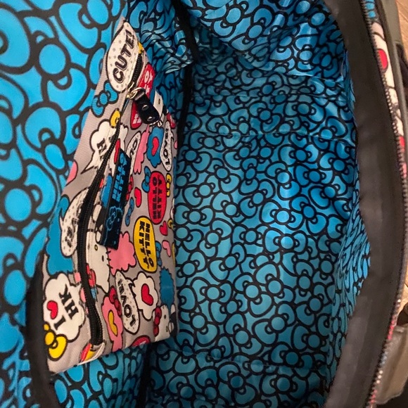 Travel bag hello kitty - Picture 3 of 4